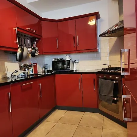 Our Tiny Little * קורק