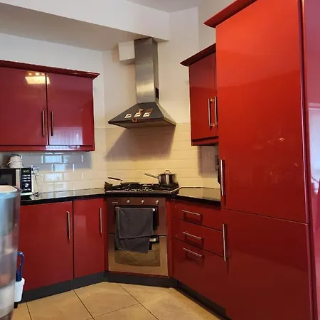 Our Tiny Little בית אירוח קורק